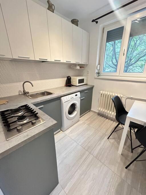 Charming Treasure - Centre Apartment *